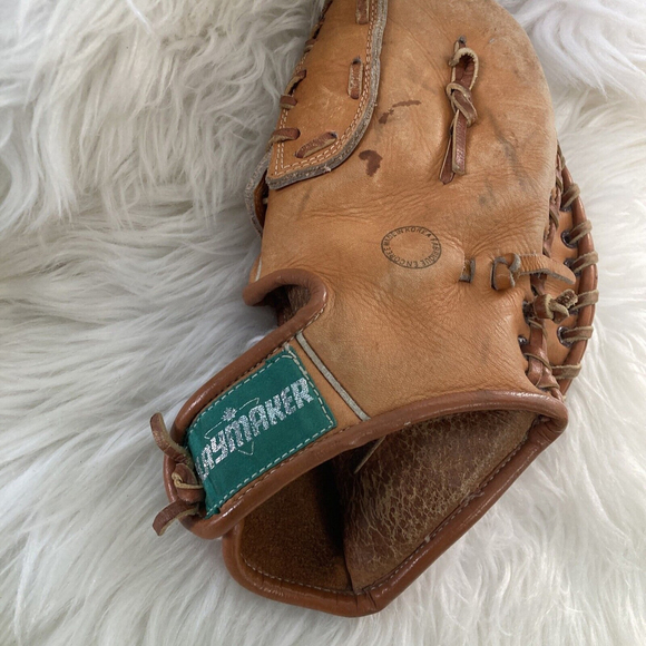 Raw Hide Lacing Playmaker baseball/softball RHT basket web glove 80-5014-6 - Picture 5 of 6